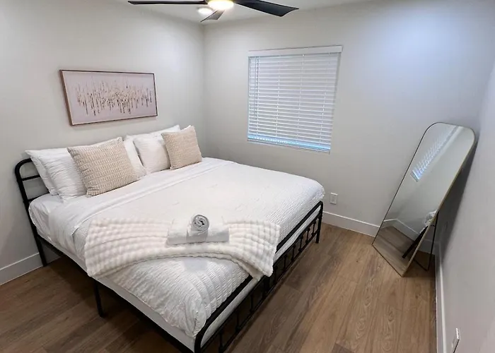 Apartment Arcadia Lite Unit 1 With Private Yard And Washer Dryer Phoenix