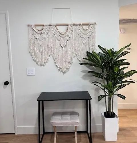 Apartment Arcadia Lite Unit 1 With Private Yard And Washer Dryer