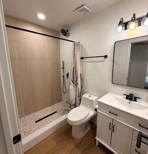 Arcadia Lite Unit 1 With Private Yard And Washer Dryer Phoenix